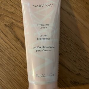 Mary Kay Hydrating Lotion
